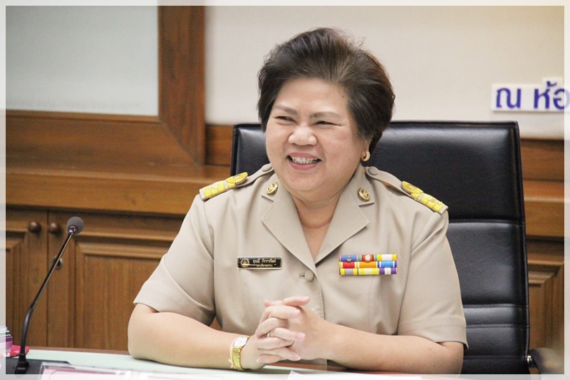 ﻿กรมบังคับคดีประชุมหารือร่วมกับกระทรวงการพัฒนาสังคมและความมั่นคงของมนุษย์ เกี่ยวกับแนวทางการให้ความช่วยเหลือผู้เสียหายจากการค้ามนุษย์เพื่อบังคับคดีให้เป็นไปตามคำพิพากษา